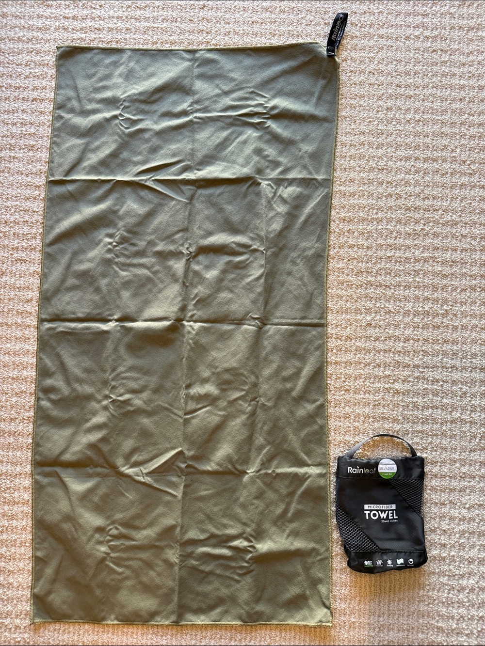 Rainleaf Olive Microfiber Travel Towel - Lightweight Bath Towel